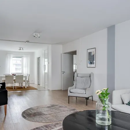 Rent A Box Center * Turku